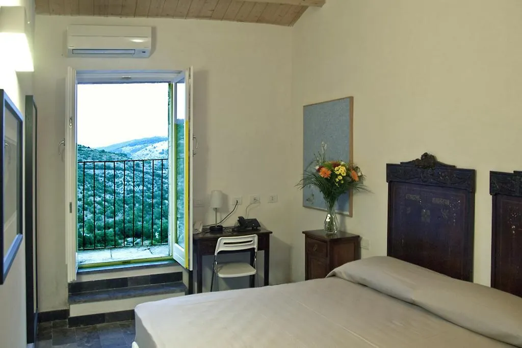 Hotel Dell'Orologio Ragusa 2*,